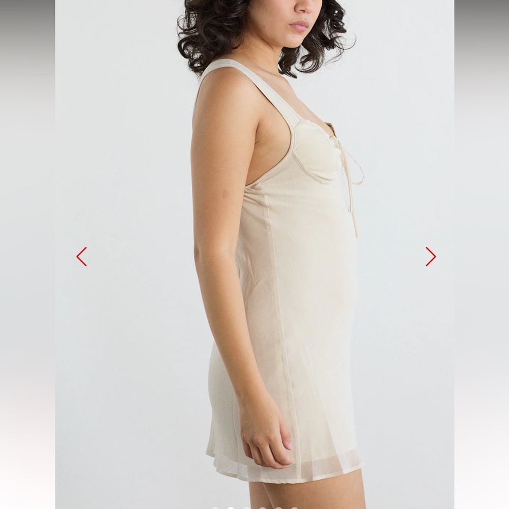NIA birch dress from Lisa Says Gah - Picture 2 of 5
